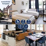 Apartment 3 Bedroom Altstadtwohnung Mit Parkplatz, Tolle Lage In Schwaebisch Hall, Bis 8 Personen Schwaebisch Hall